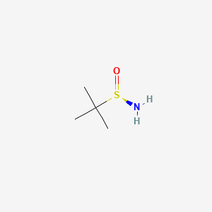 Molecular structure of (R)-(+)-2-Methyl-2-propanesulfinamide